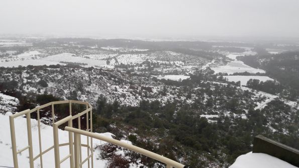 20180301_20180301_Galargues - vue de Fontbonne Bas Service sur la plaine enneigée